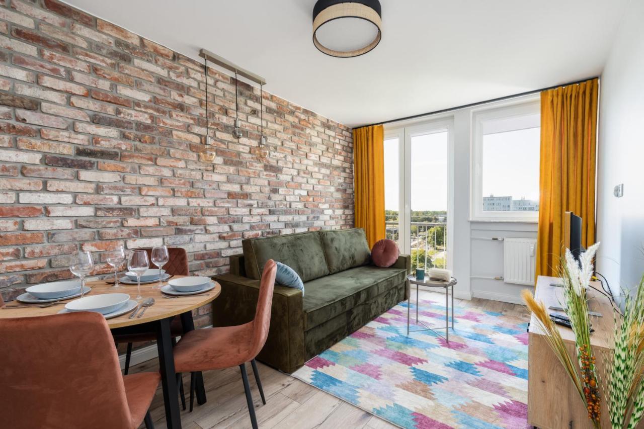 Stylish Apartment Near Wroclavia For 4 Guests By Noclegi Renters Wrocław Exteriör bild
